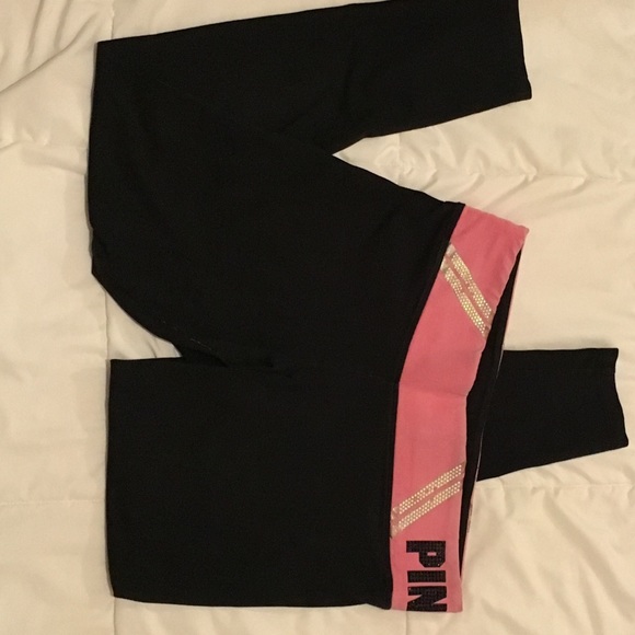 Pink yoga leggings with bling belt