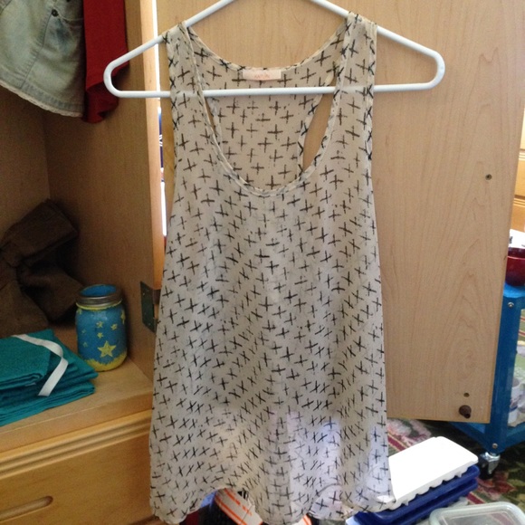 Crosses Pattern Tank Top