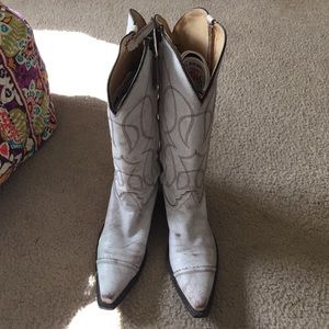 White tony lama boots