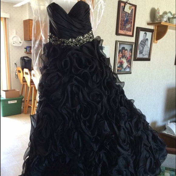 Maggie Sottero prom dress.