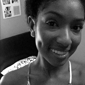 Meet your Posher, Sharahyah