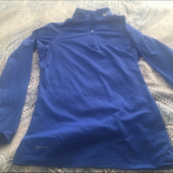 Nike pro contact- dri fit top