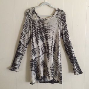 Gypsy 05 Grey & White Tye Dye Knit Sweater.