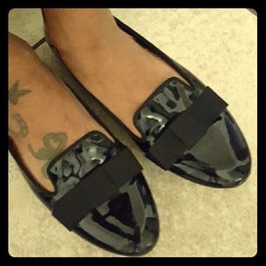 Black patent leather flats