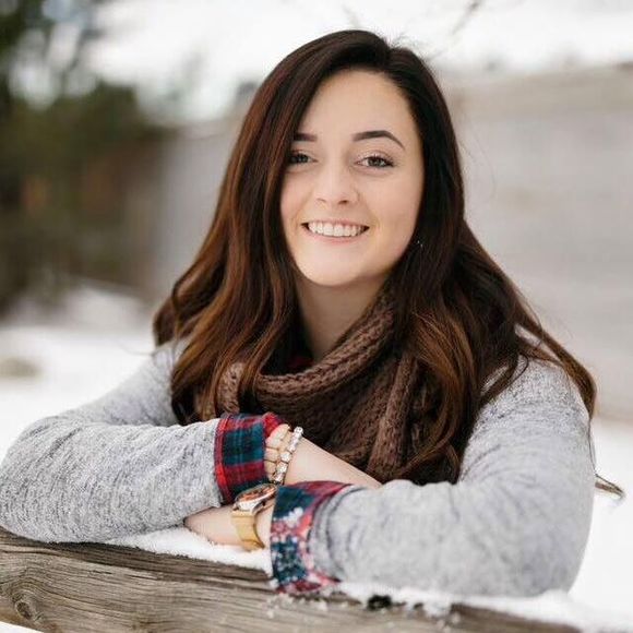 Meet your Posher, Michaela - Picture 1 of 1