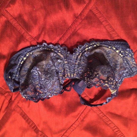 Victoria Secret Lacy Bra