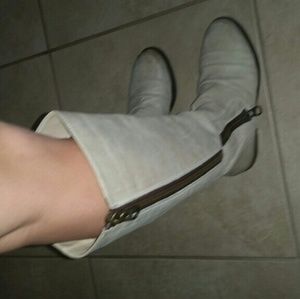 Steve madden-knee-high leather boot(size runs big)