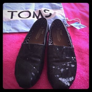 Black sequin Toms