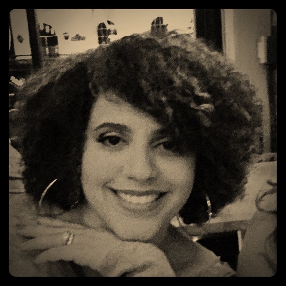 Meet your Posher, Carole - Picture 1 of 1