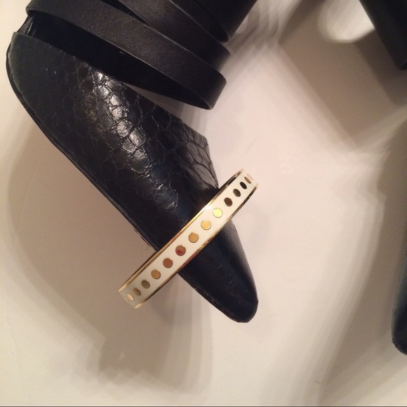 kate spade Jewelry - Last Chance‼️ Gold Polka Dot Bracelet