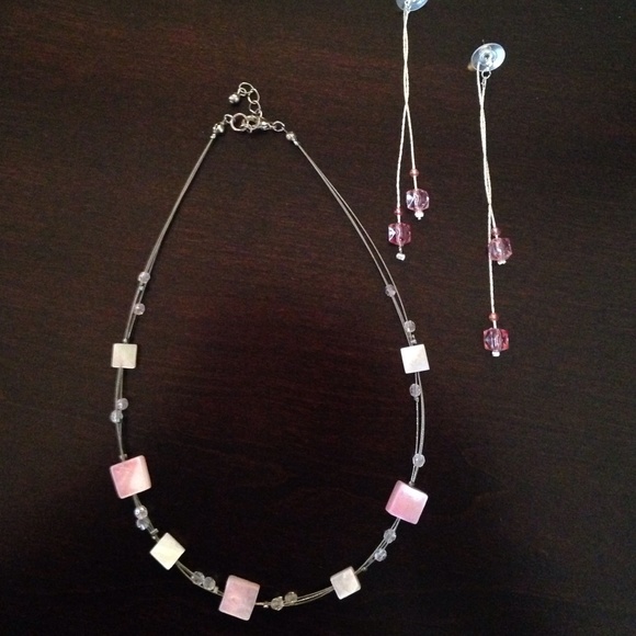 Pink necklace and earring set