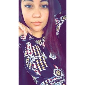 Meet your Posher, Caitlin