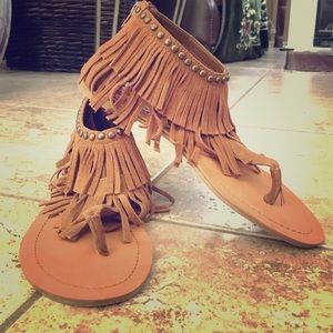 Cute fringe sandles
