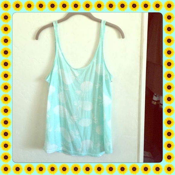 PINK Victoria's Secret Tops - Victoria's PINK pineapple tropical tank top large