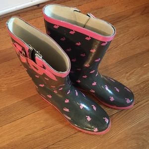 Grey rain boots