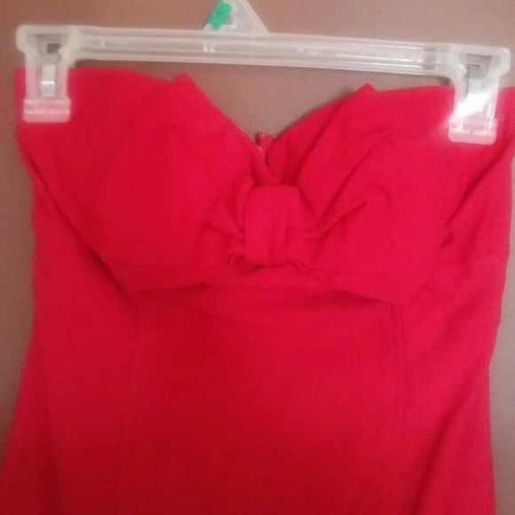 Red party dress - Picture 2 of 3