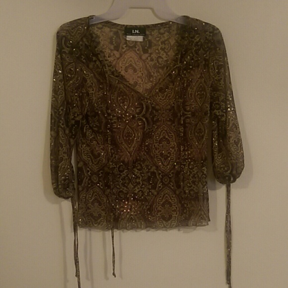 Sheer quarter sleeve shirt
