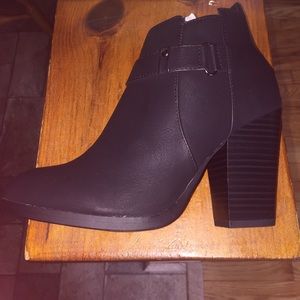 High Heeled Boots