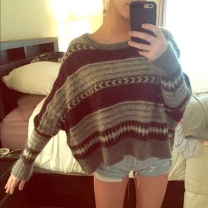 Sweater/poncho