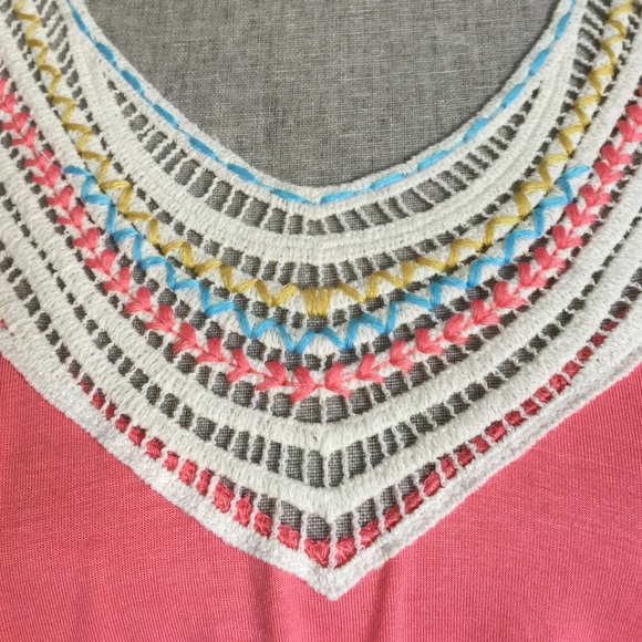 LAST ONE Crochet Neckline Trapeze Top - Picture 4 of 4