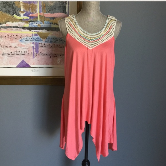 LAST ONE Crochet Neckline Trapeze Top - Picture 2 of 4