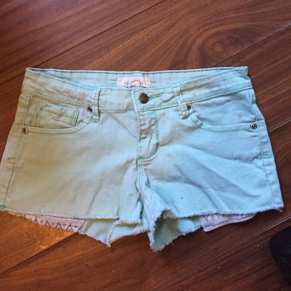 Mint shorts - Picture 1 of 3