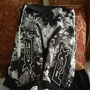 Fox youth size 26 waist or size 10 dirt bike pants