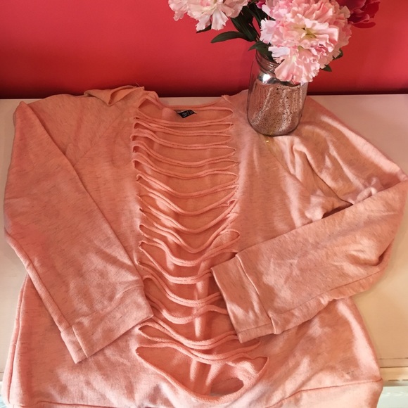 Sweatshirt with back cut out