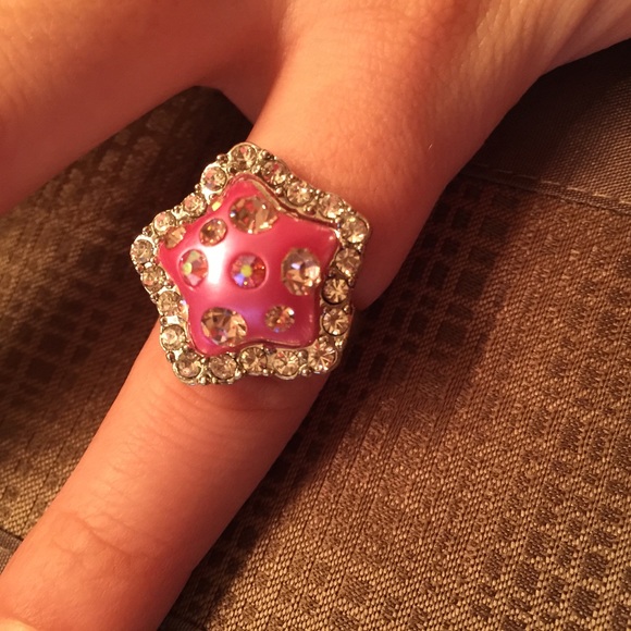 Ring - Picture 3 of 3