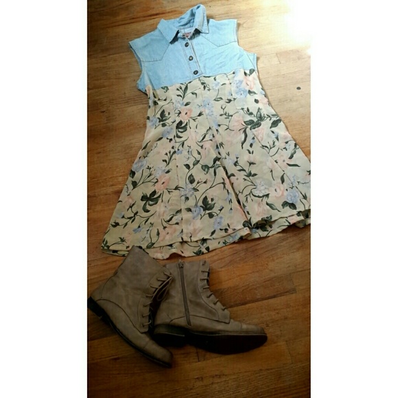Vintage 90's inspired denim floral dress