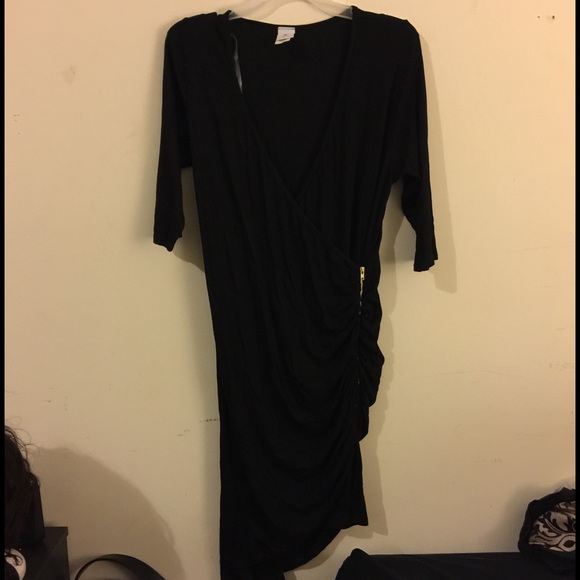 Black bodycon dress