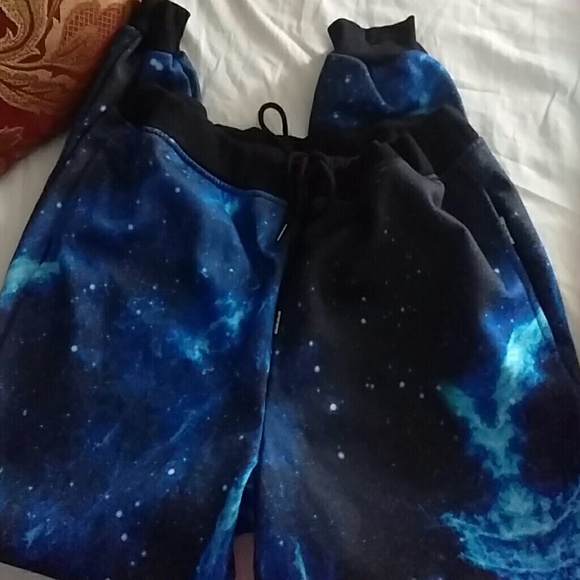 Tilly's brand Elwood Men's Joggers