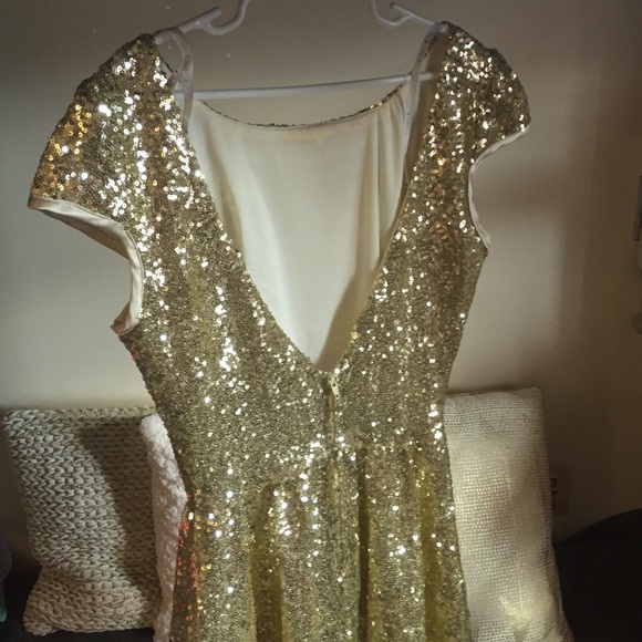 Gold Sequin Cocktail Dress - Picture 3 of 3