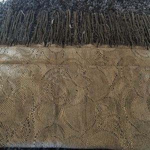 Cejon silver metallic scarf.