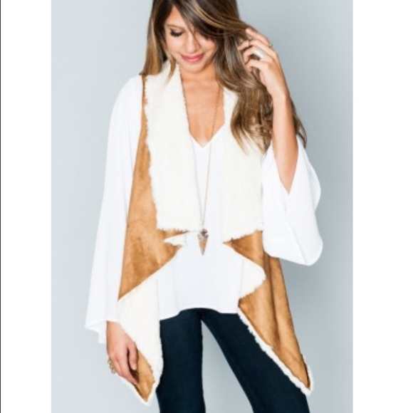 NWT mumu Sherpa vest