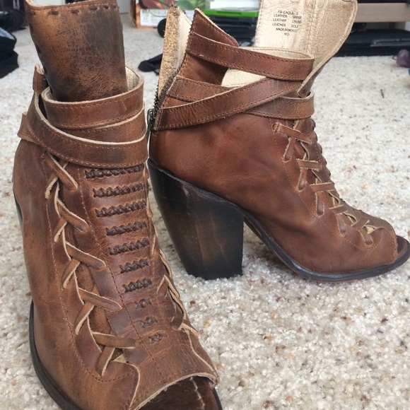 Freebird peep toe booties by Steven