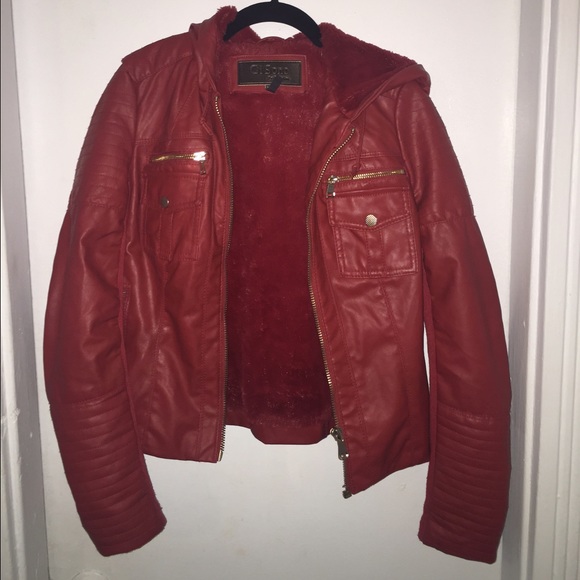 💕SPRING SALE💕 Gi Sono red faux leatherfur lininG