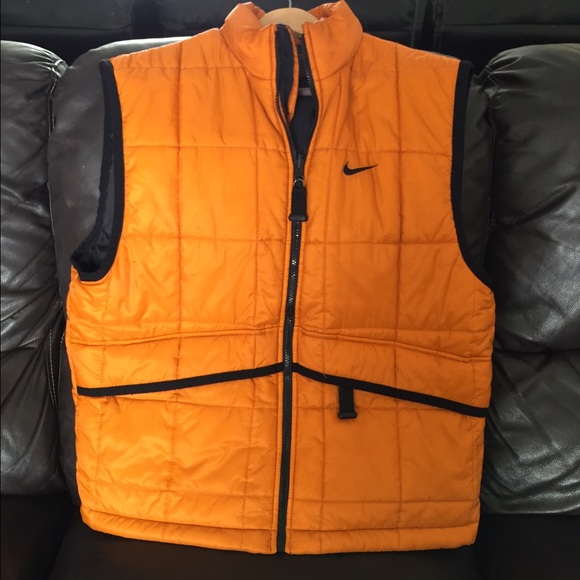 Nike puffer vest