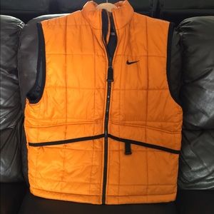 Nike puffer vest