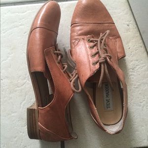 💕SALE💕7.5 leather Steve Madden Flats.