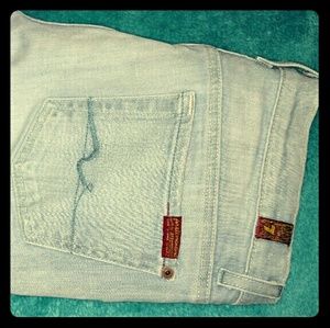 7 for all Mankind jeans size 28 light wash