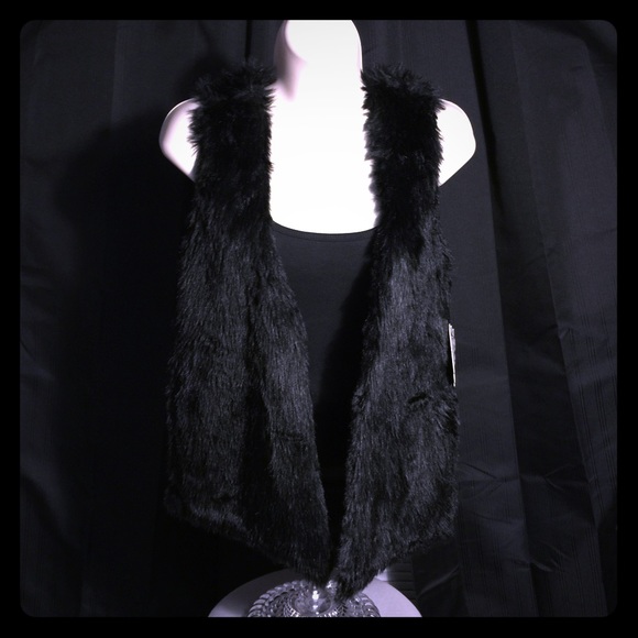 Faux fur black vest