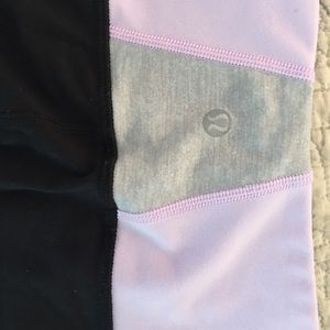 Lulu lemon black work out pants size 4