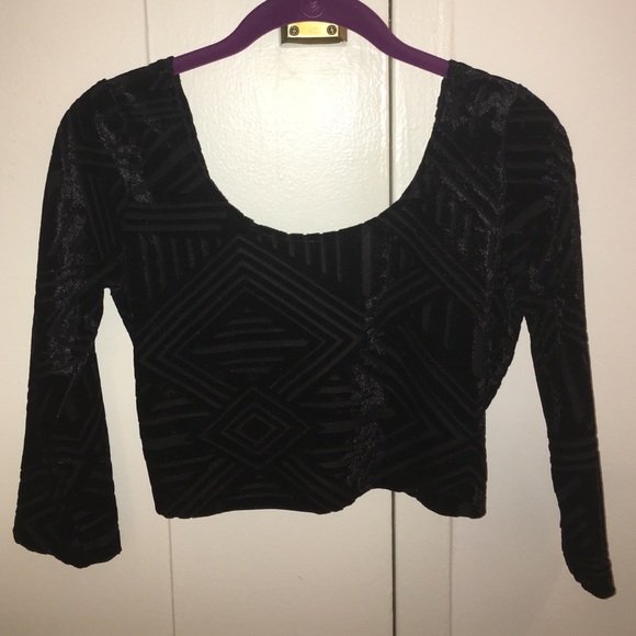 SPARKLE AND FADE (urban outfitters) crop top