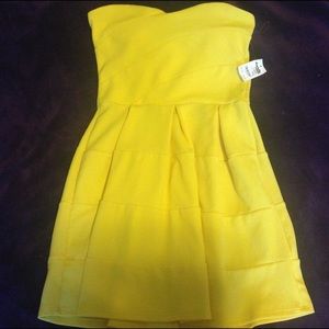 Yellow dress