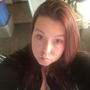 Meet your Posher, Carissa