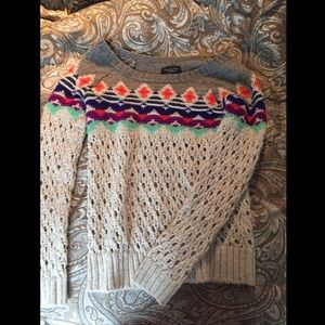 American Eagle Sweater