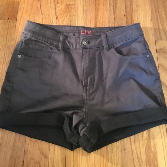DELIAS: Liv Style Shorts