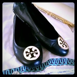 Black Reva Flats