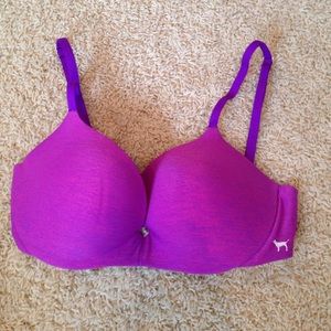 32D bra